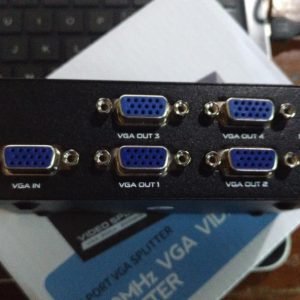 VGA SPLITER 1 TO 4 PORT 200MHZ + ADAPTOR / VGA SPLITTER 4 PORT