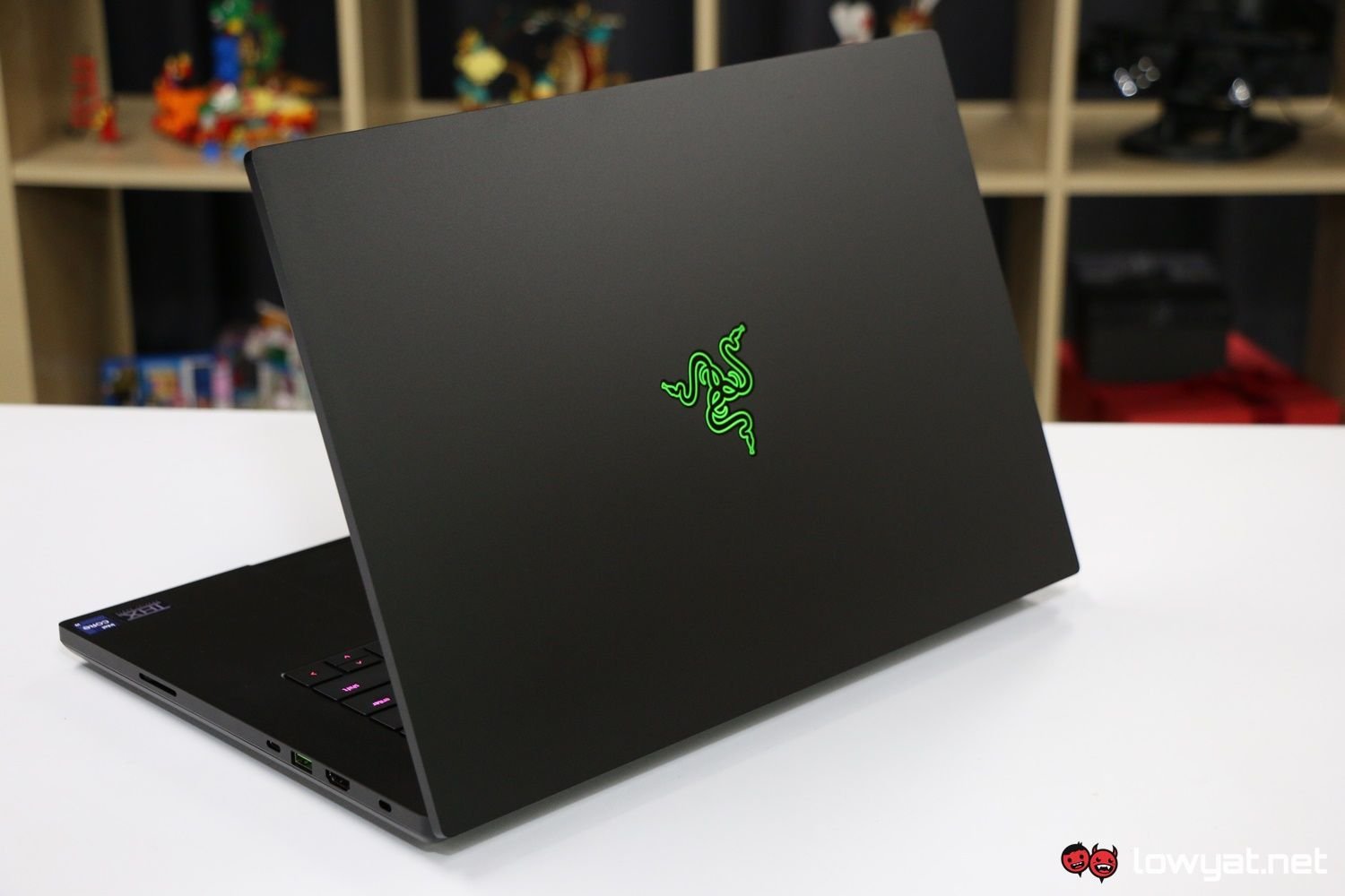 Razer Blade 16